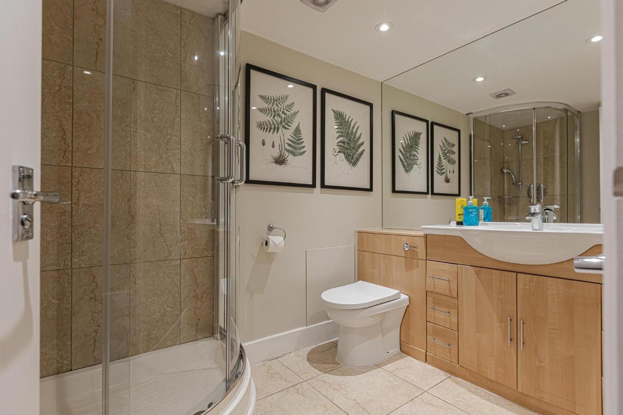 Stylish Studio In Kensington ลอนดอน ภายนอก รูปภาพ